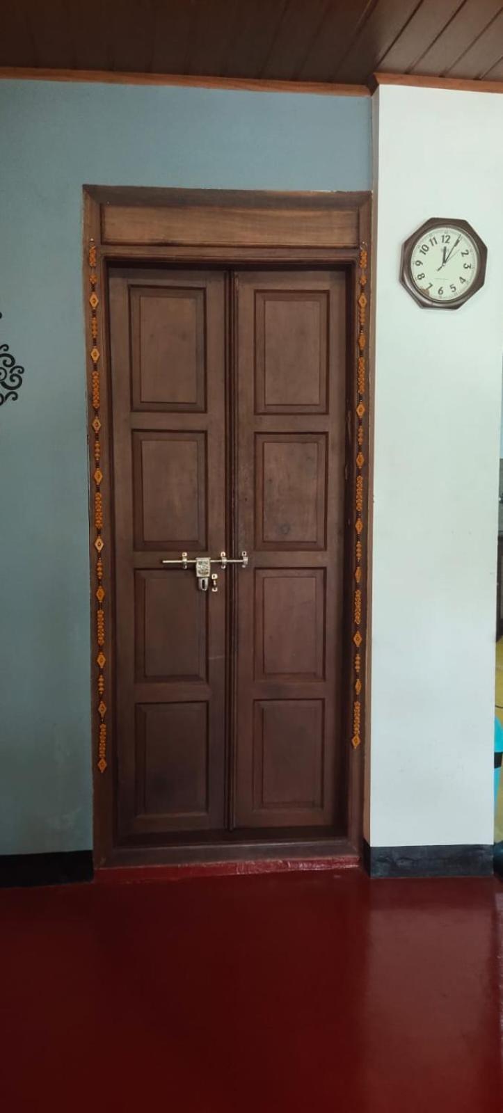 Ambadi'S Villa -Lake View Resort Pallipuram Екстер'єр фото